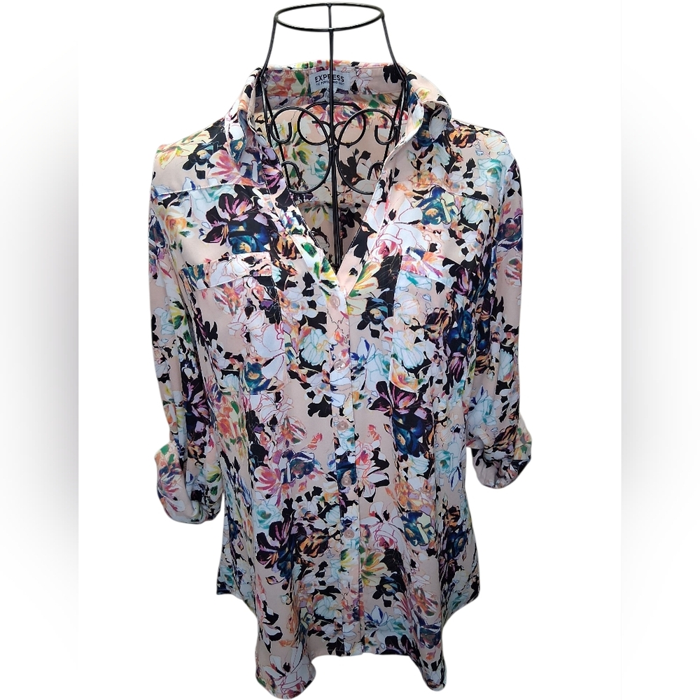 NWOT Express Floral ButtonUp Blouse Womens Small SlimFit Long Sleeve Cottagecore
